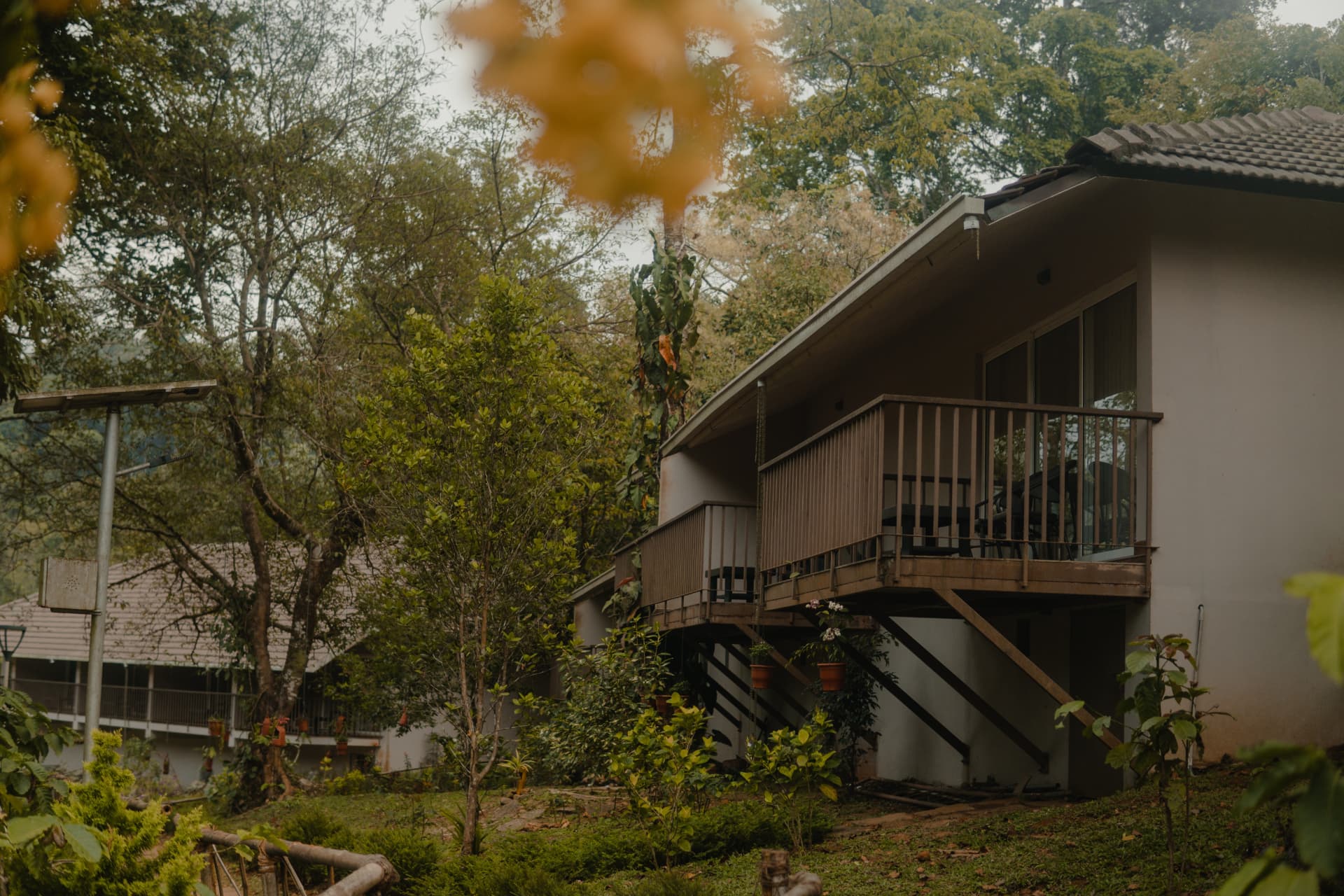 Villa exterior with balconies – Abad Brookside Lakkidi, Wayanad