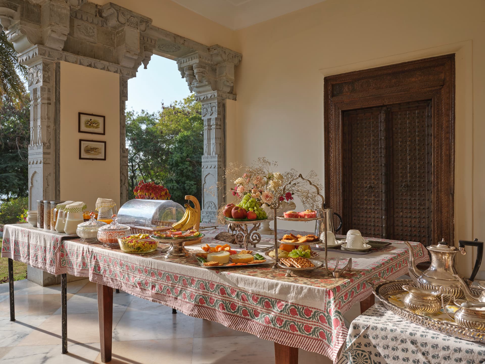 Breakfast on the Verandah