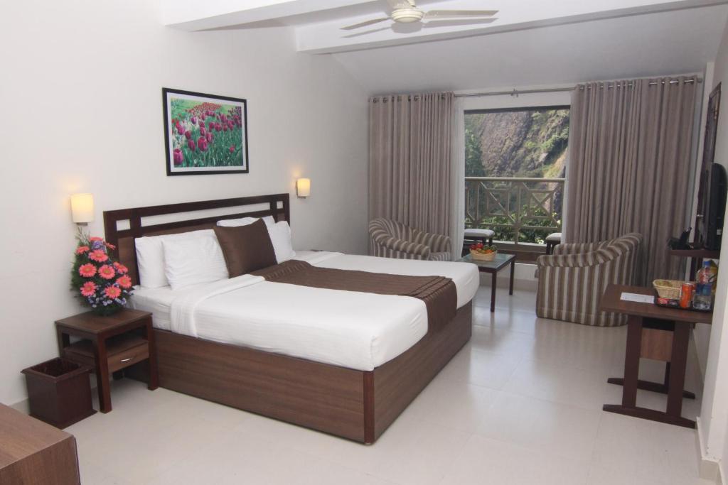 Twin-bedded Balcony View Room at Abad Copper Castle