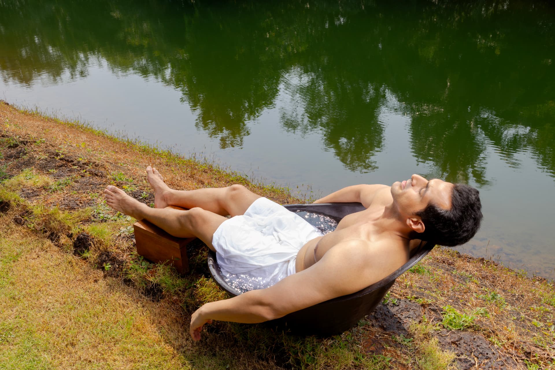 SwaSwara, CGH Earth — lakeside naturopathy therapy