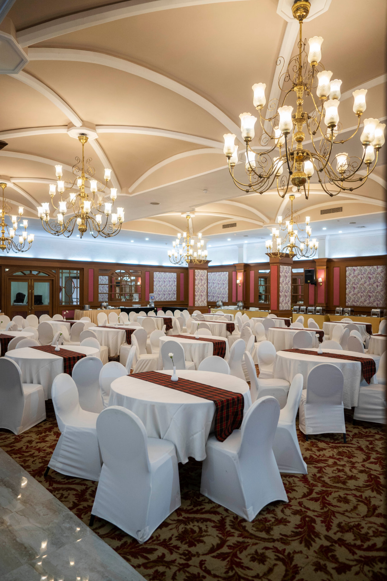 Kadaloram Restaurant multi-cuisine dining hall at Abad Plaza